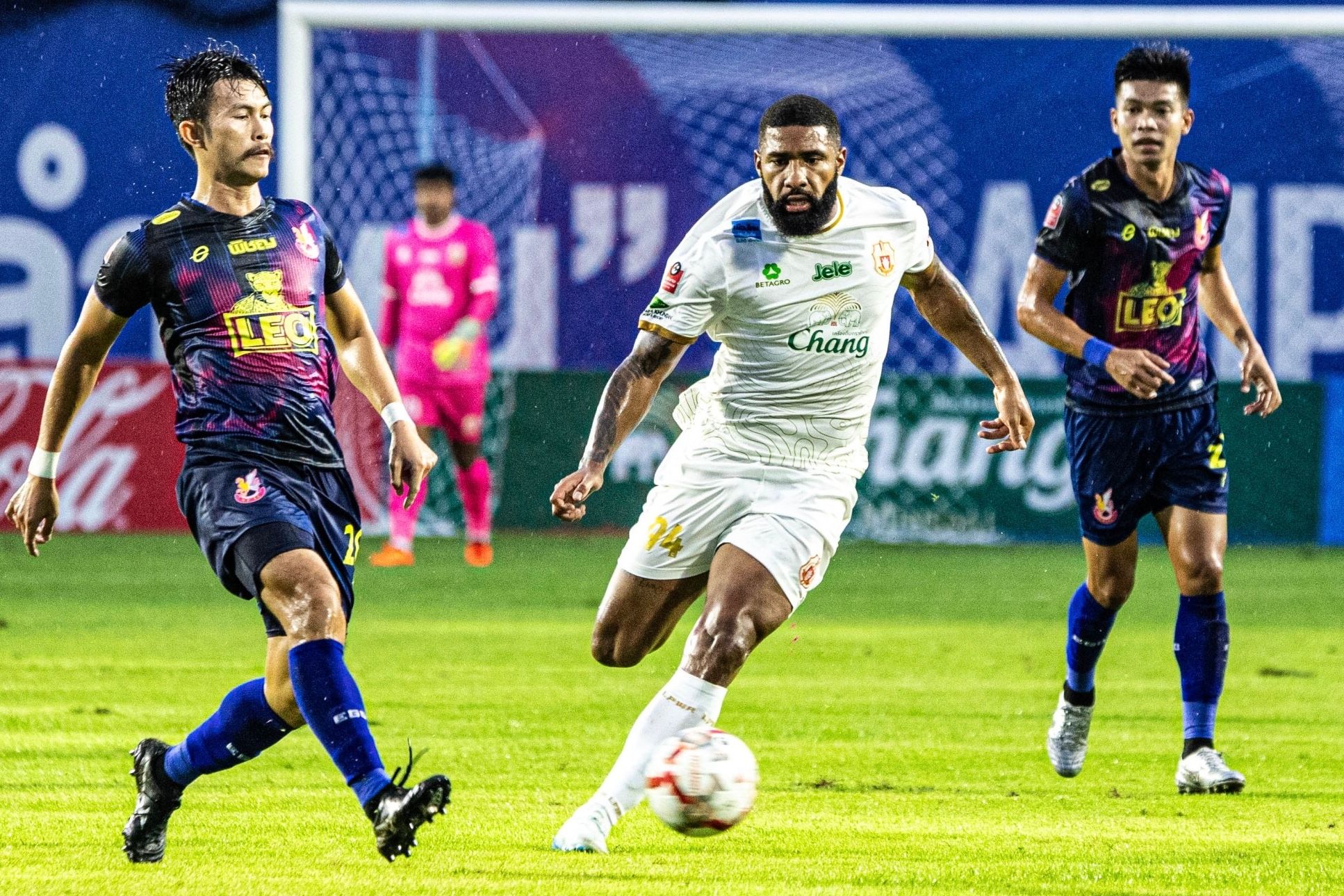 image ‘ไอซา’ ซัดโกงตาย! ลำพูน ช็อกนำ 3-0 โดน หนองบัว บุกเจ๊าทดเจ็บ 3-3