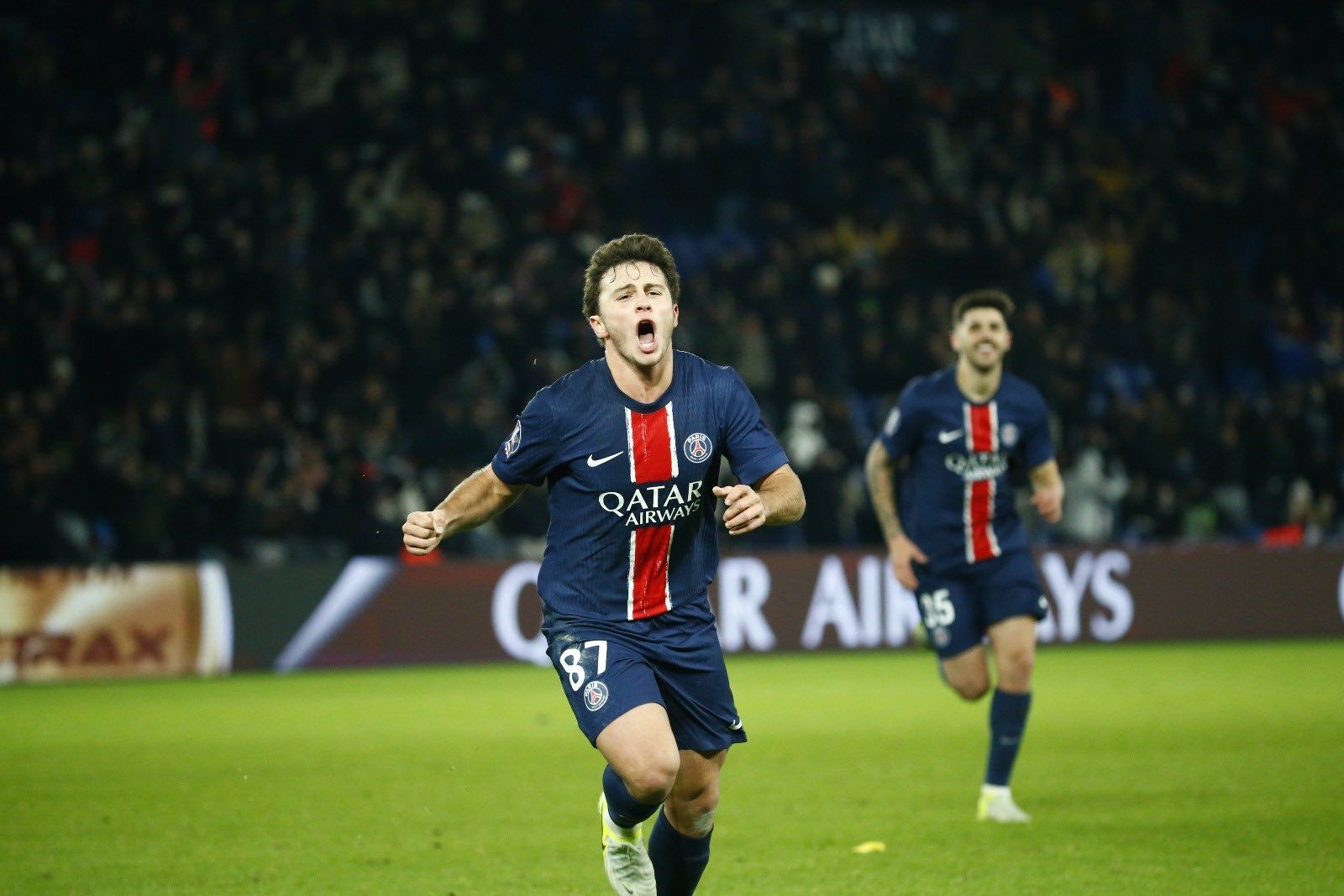 image หัวแถวไม่พลาด! PSG อัด 3-0, โมนาโก 3-2…สรุปผลบอลวันศุกร์