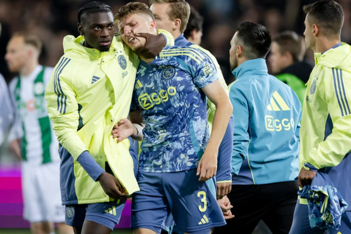 image ลุ้นถึงนัดท้าย! ‘อาแย็กซ์’ โดนทดเจ็บ PSV แซงจ่าฝูง