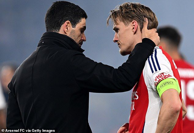 image ยับ!!! โซเชียลพร้อมใจ ‘ขยี้’ ปืนตกรอบ UCL