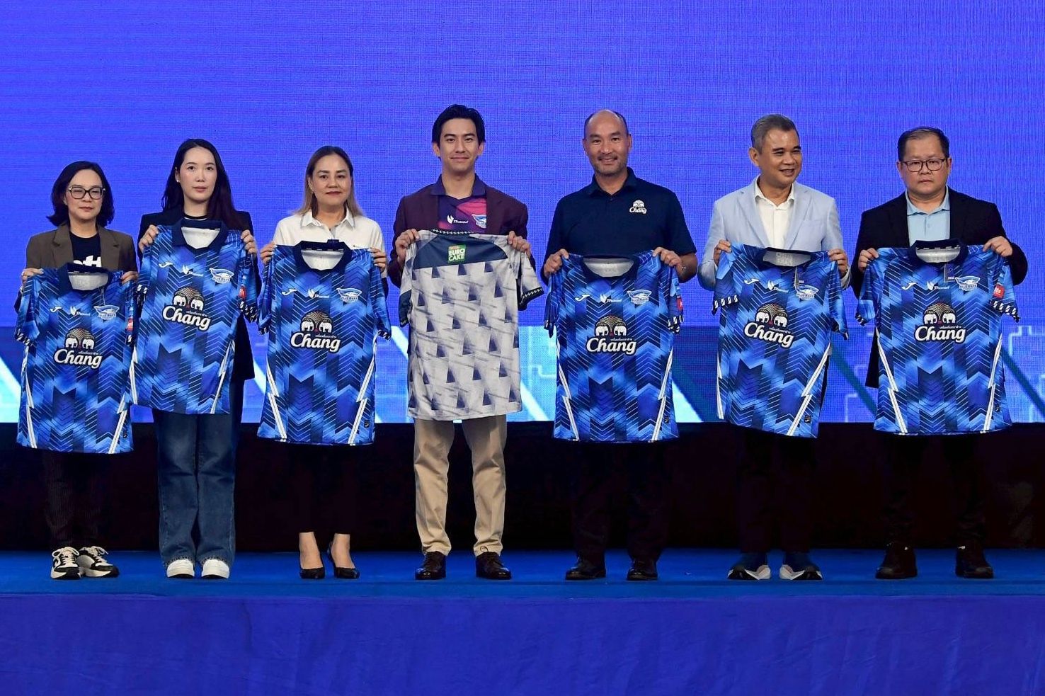 image เปิดตัวสู้ศึกฤดูกาลใหม่! ‘ฉลามโต๊ะเล็ก’ ตั้งเป้าเดินหน้าทวงบัลลังก์แชมป์